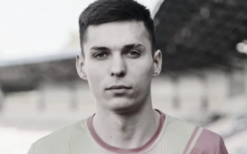 Rusiyada futbolçu oyun zamanı öldü