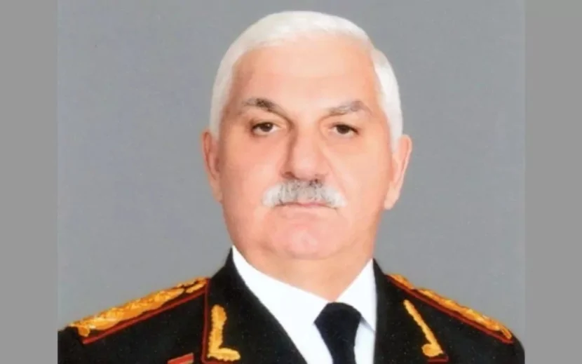 Bəylər Eyyubov vəzifəsindən azad edildi
