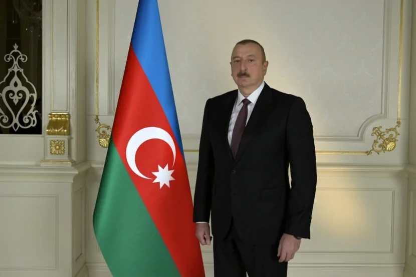 İlham Əliyev Ruandanın dövlət başçısını təbrik edib