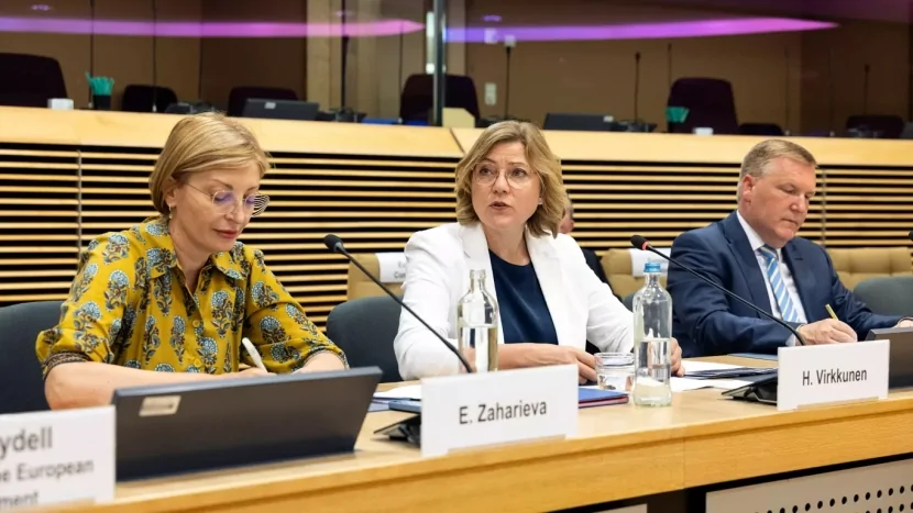 Brüssel Dünya İqtisadi Forumu dəstəkləyir