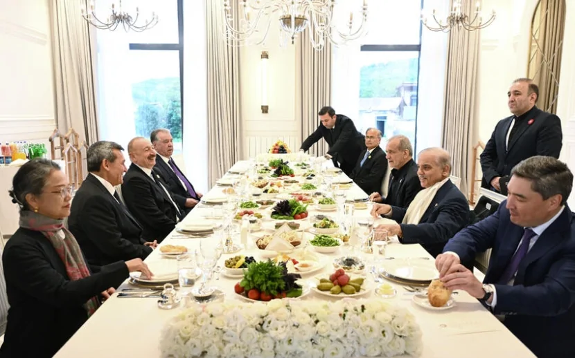 Xankəndi Zirvəsinin rəsmi naharı Şuşada VERİLDİ