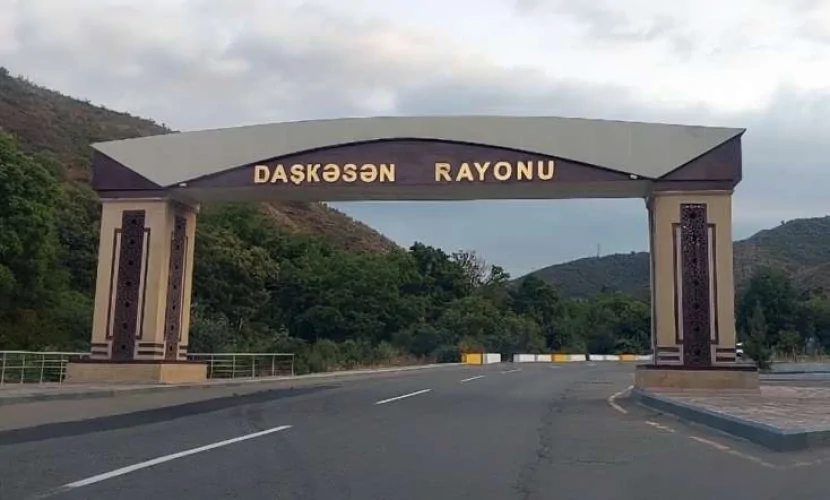 Daşkəsəndə bıçaqlanan gənc öldü