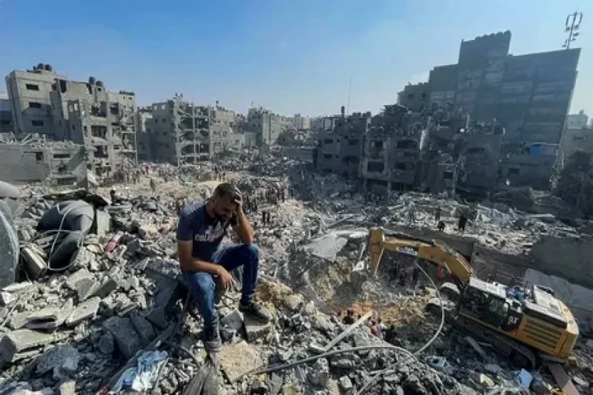 İsrailin Qəzzaya endirdiyi zərbələr nəticəsində 82 nəfər həyatını itirib