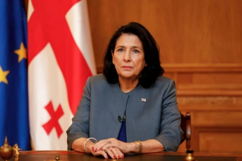 Zurabişvili yerli seçkilərdə iştirakdan İMTİNA ETDİ
