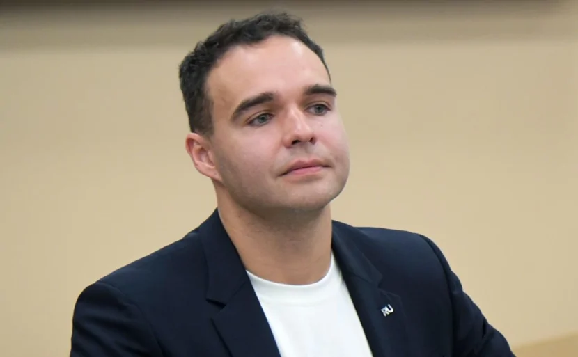 Sergey Qrebennikov dövlətə xəyanətdə İTTİHAM EDİLİR