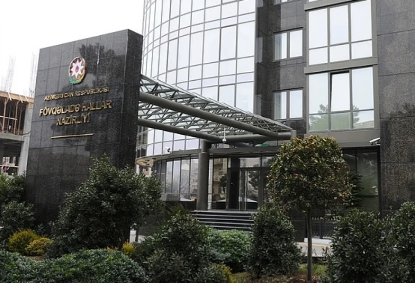 Göyçayda ev yanıb