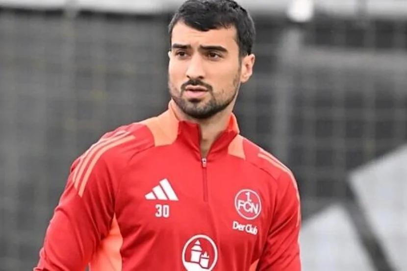 Mahir qol vurdu, komandası darmadağına sevindi