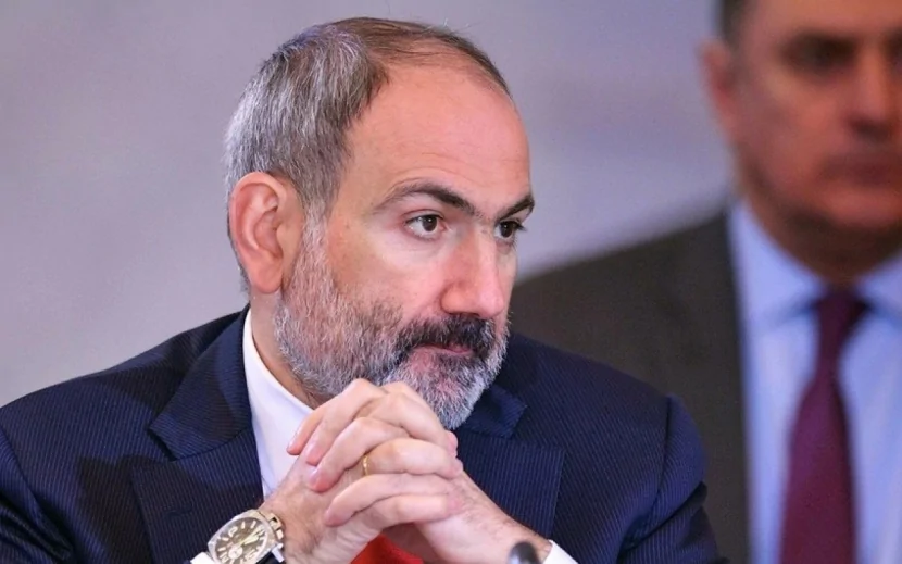 Paşinyan Brüsselə getdi