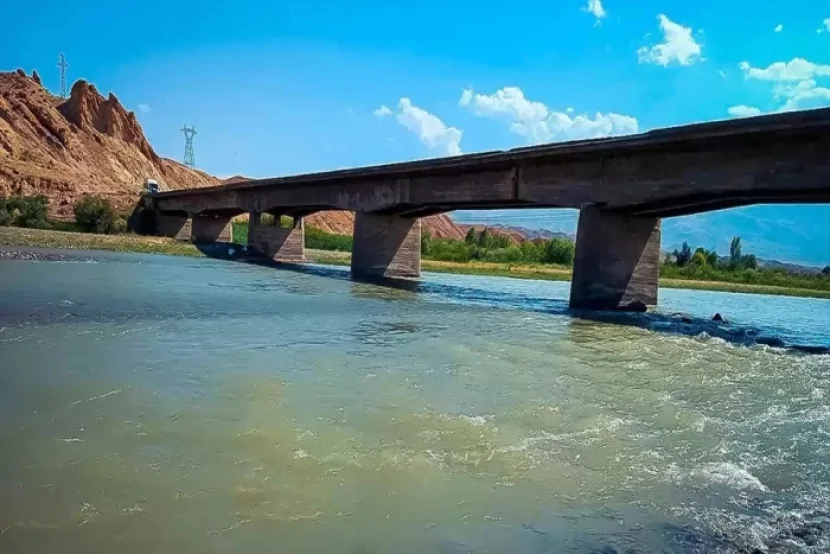 Arazda batan yeniyetmənin meyiti çıxarıldı
