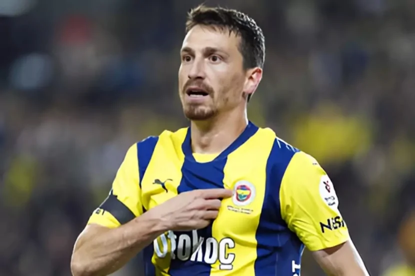 Mert Hakan Yandaşdan 2 illik müqavilə