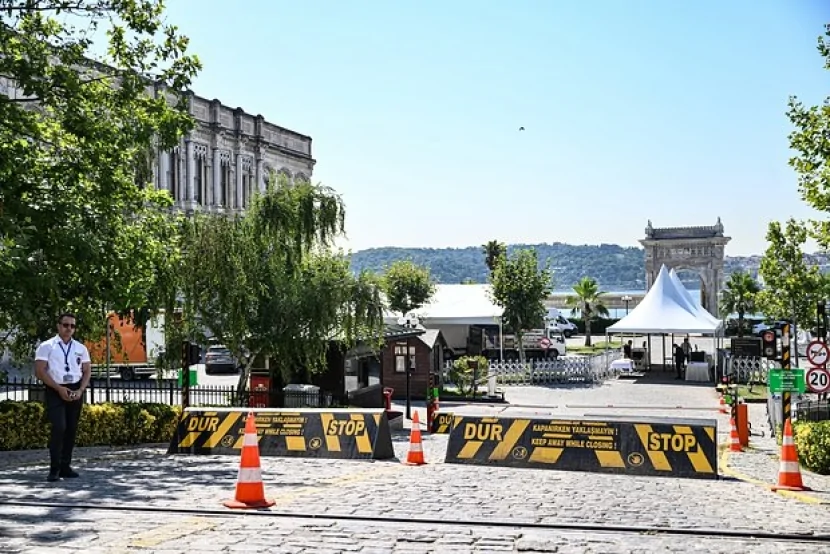 Ukrayna  nümayəndəsi  İstanbula yola düşdü