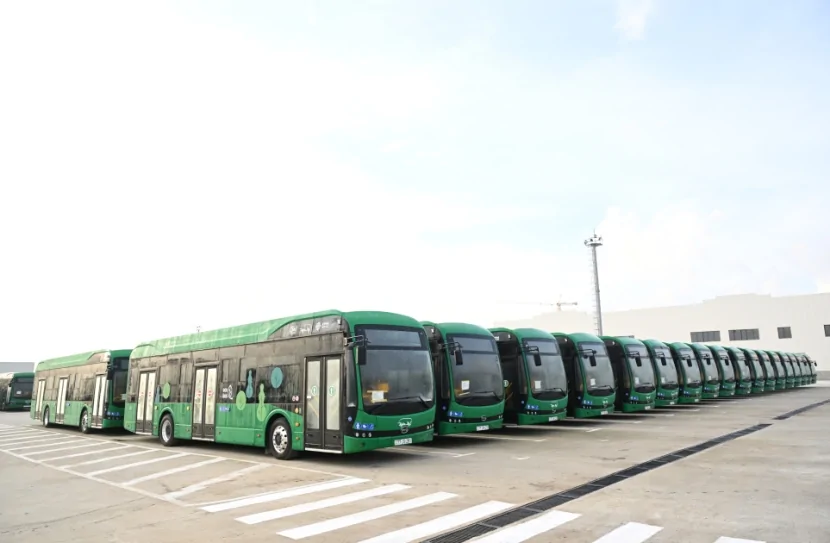 Yeni tikiləcək avtobus parkına 12 milyon manat ayrıldı