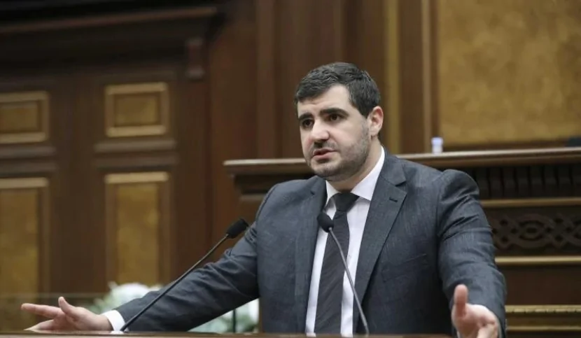 Ermənistan dəhlizin Sünikdən keçən hissəsini... 