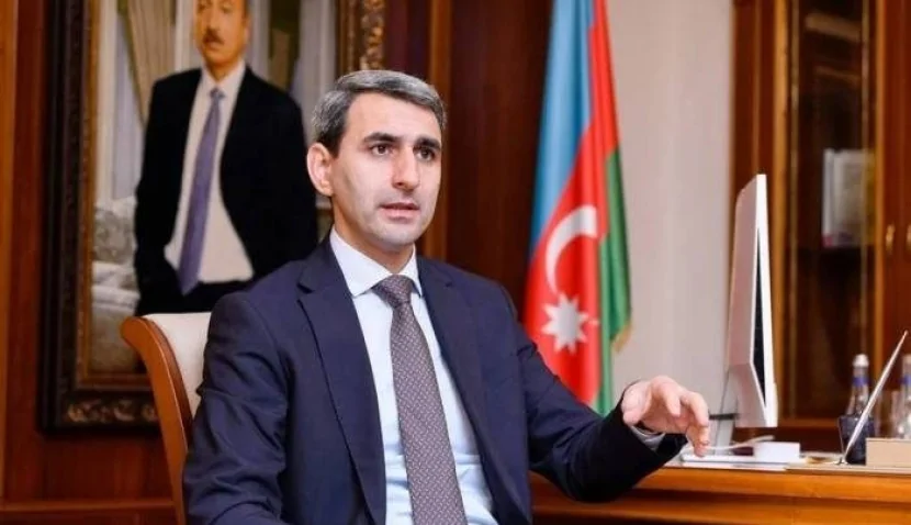Bu məmurun 5 müavini, 4 müşaviri var- Bəs faydası necə?...
