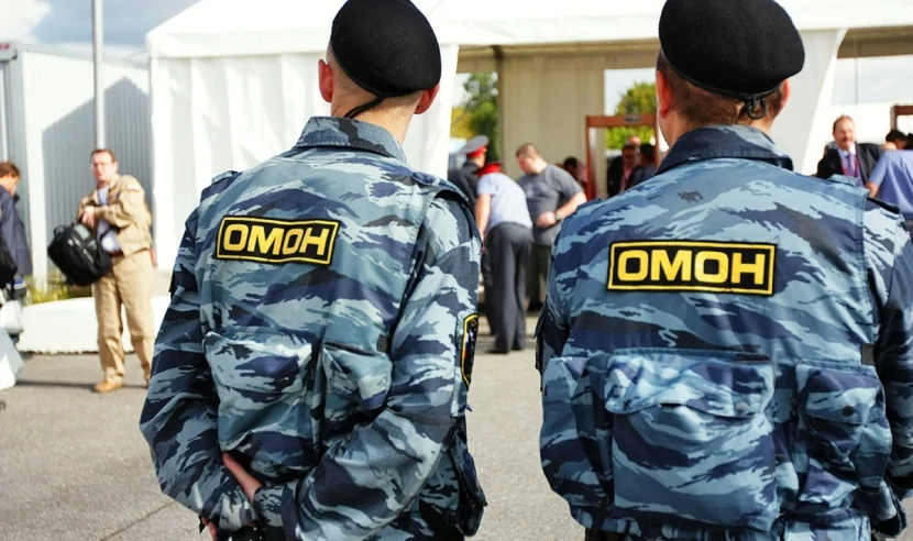 OMON azərbaycanlı iş adamının ofisinə basqın etdi