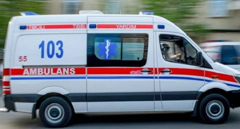 Təcili tibbi yardım avtomobili QƏZAYA UĞRADI