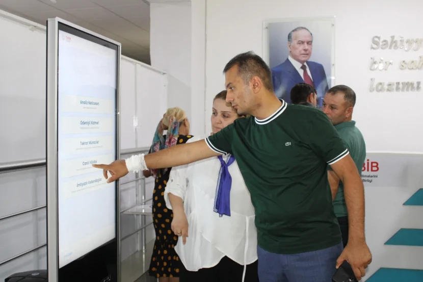 Daha üç tibb müəssisəsində elektron növbə sistemi qurulub