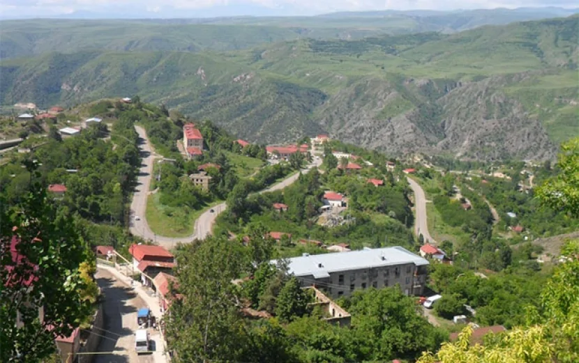 Laçında  yanğın  hadisəsi BAŞ VERİB
