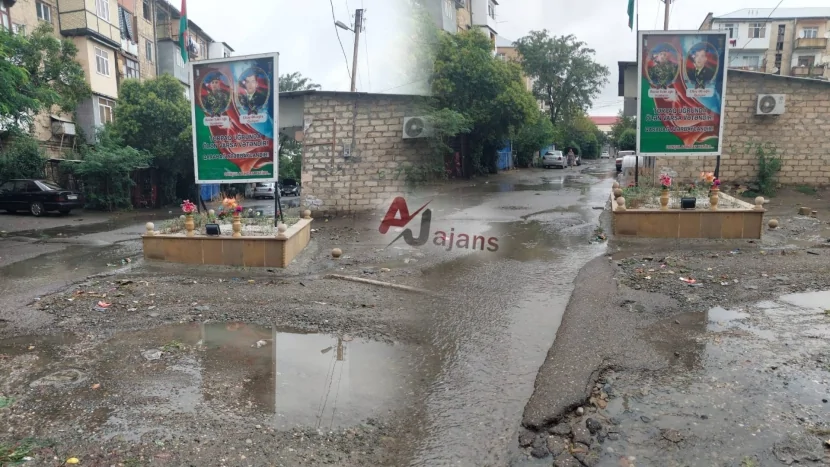 Gəncədə şəhid abidəsinə aparan yol BƏRBAD VƏZİYYƏTDƏ