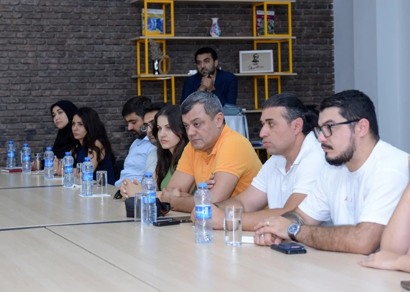 Sənaye və İnnovasiyalar üzrə Bakı Dövlət Peşə Təhsil Mərkəzinə mediatur keçirilib