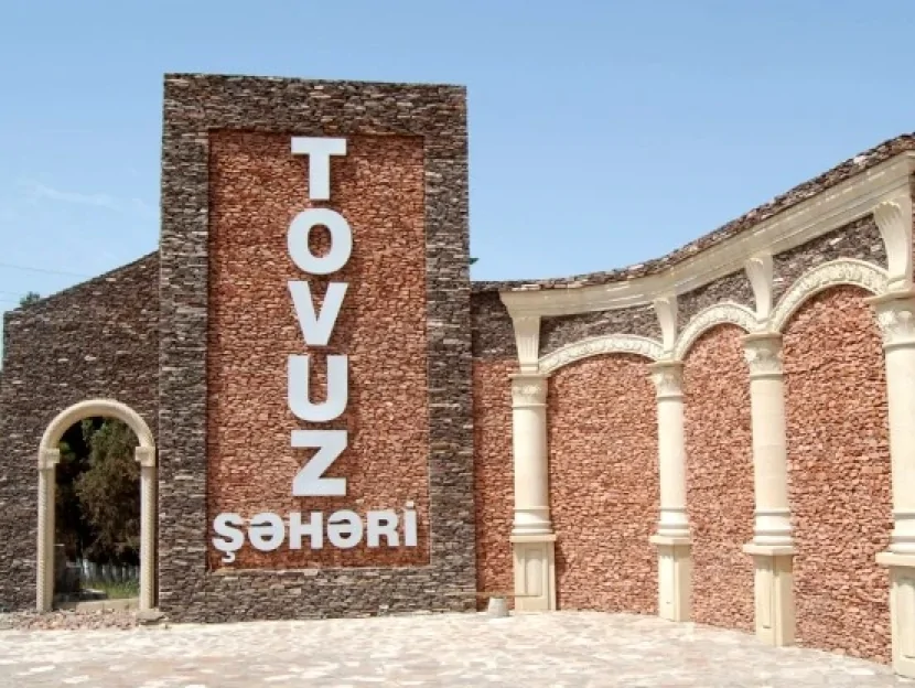 ​​​​​​​Tovuzda yük avtomobili YANDI