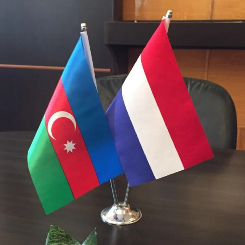 Niderland Azərbaycan-Ermənistan razılaşmasını təqdir edən bəyanat yaydı