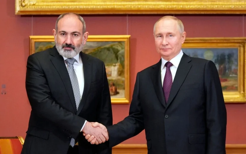 Putin Paşinyanla bunları müzakirə etdi