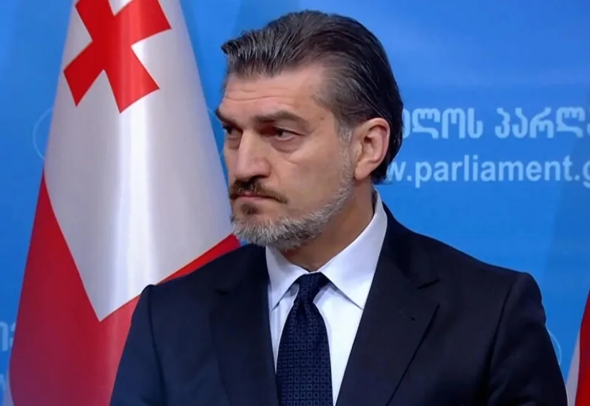 Mixail Kavelaşvili Türkiyəyə gedir