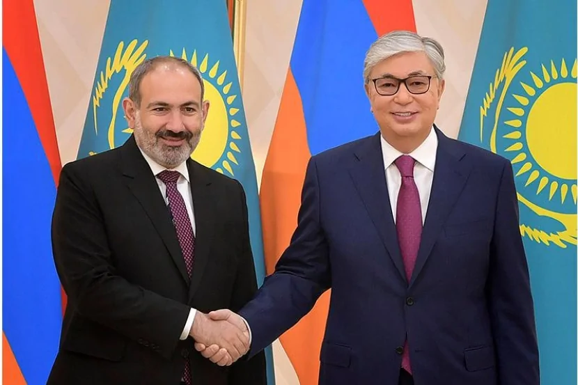 Qazaxıstan Paşinyanın səfərinə hazırlaşır