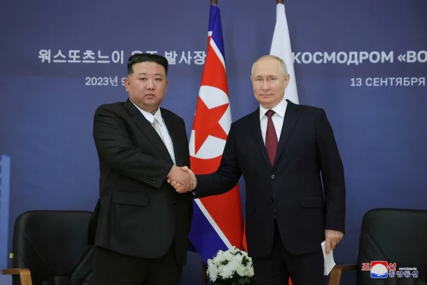Putin ilə Kim Çen In strateji tərəfdaşlıq haqqında imzalanmış müqaviləni MÜZAKİRƏ EDİBLƏR