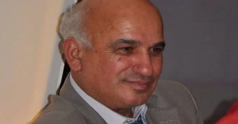 Şairin meyiti küçədə AŞKARLANDI