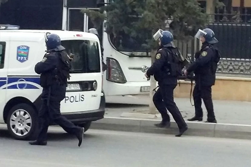 DİN əməliyyat keçirdi - 40 nəfər saxlanıldı