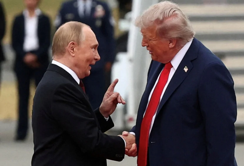 Putin Trampla görüşdə rus dili ilə bağlı şərt irəli sürüb