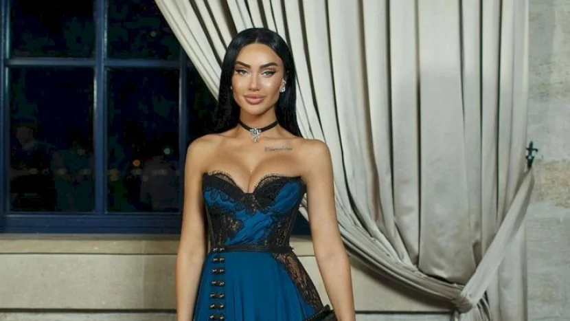 Diana boşanma xəbərinə belə CAVAB VERDİ