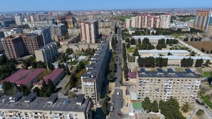 Bakıda şərab mağazası yandı