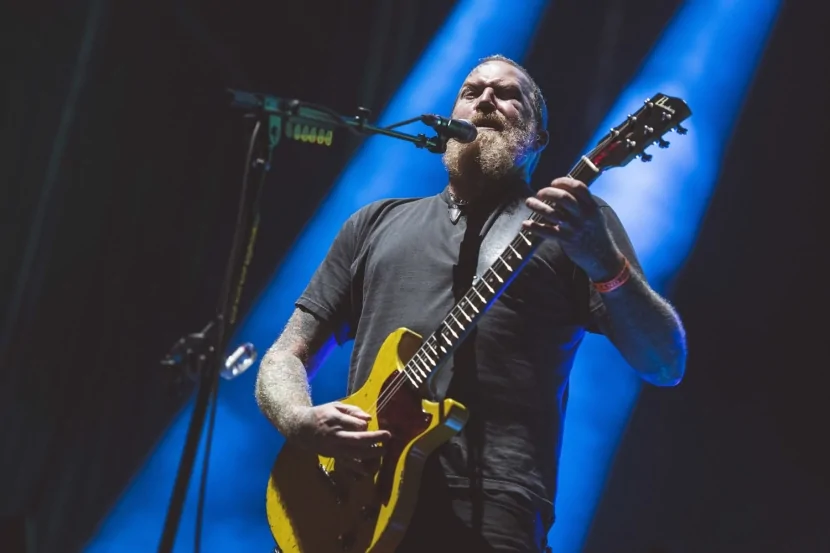 Ameriaklı musiqiçi yol qəzasında HƏLAK OLDU