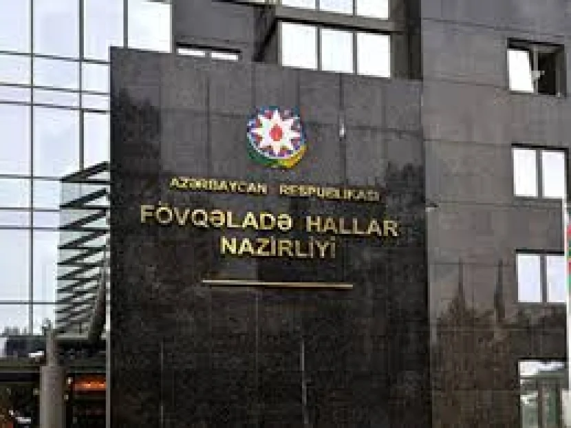 Vaqon tipli evdə MEYİTİ TAPILDI