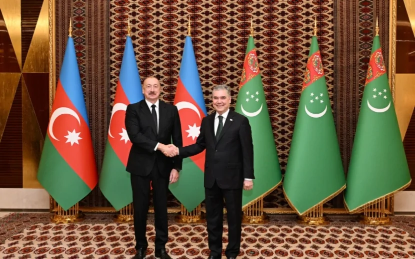 3 ölkə arasında arasında yüksəksəviyyəli görüş başladı