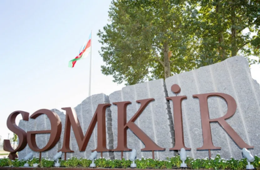 Şəmkirdə 3 otaqlı evdə yanğın