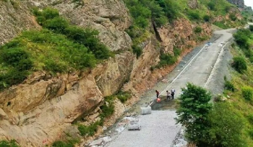Kəlbəcərdə daxili yolların tikintisi bu vaxt yekunlaşacaq...