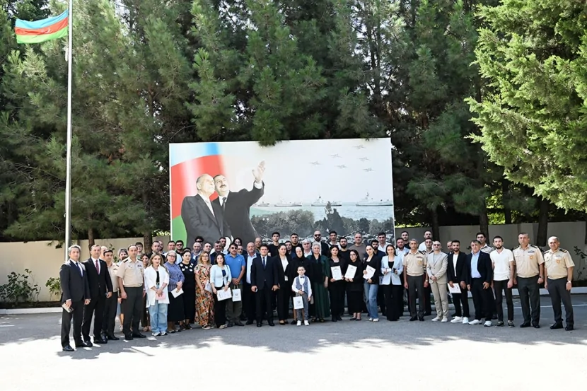 Şəhid media nümayəndələrinin medalları ailələrinə təqdim edilib