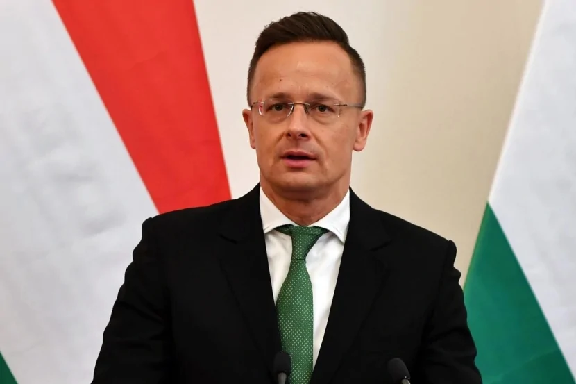 Macarıstan Ukraynanın Aİ-yə qoşulmasına imkan verməyəcək