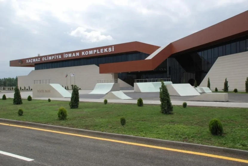 Xaçmaz Olimpiya İdman Kompleksinin yaxınlığında yanğın - FOTO