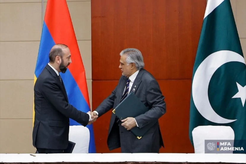 Ermənistan və Pakistan XİN başçıları bu sahə lə bağlı kommünike İMZALADILAR