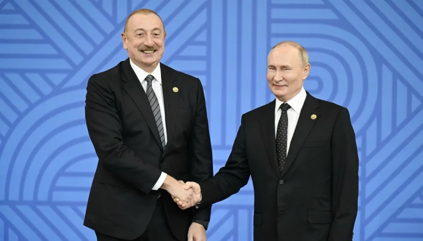 İlham Əliyevlə Putin belə salamlaşdı - Video