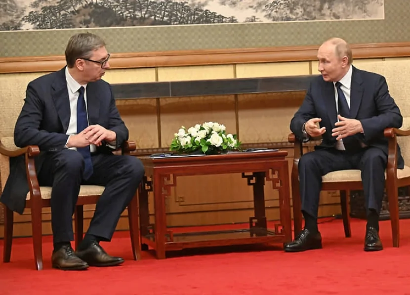 Serbiya prezidenti Putinlə görüşdə Azərbaycan qazını xatırladıb
