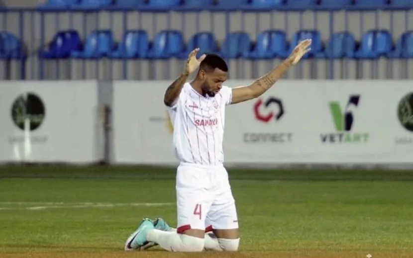 \"Neftçi\"nin futbolçusu üç oyunluq cəza aldı