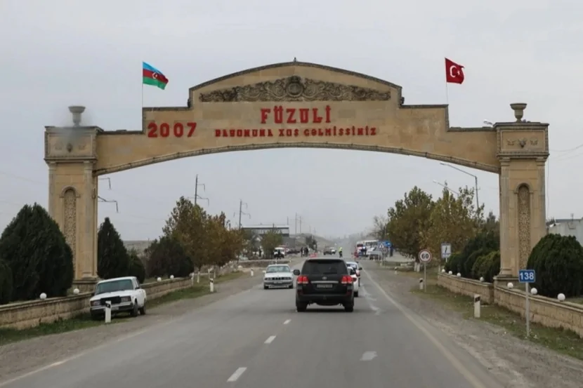 Füzulidə biçilmiş taxıl sahəsində yanğın olub