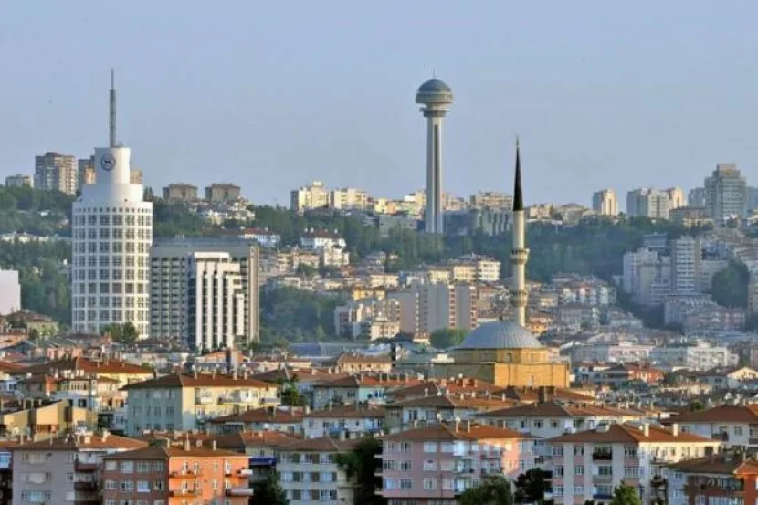 Türkiyədə sabiq nazir 100 yaşında öldü