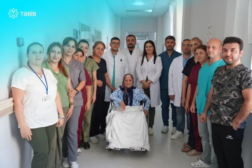 Çoxsaylı xəstəlikləri olan 95 yaşlı pasiyentin əməliyyatı uğurla başa çatıb